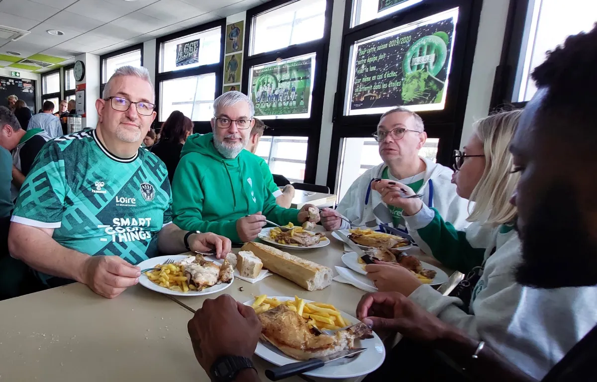 Section 220 Les Verts en Nord - ASSE - PARIS FC - Novembre 2023
